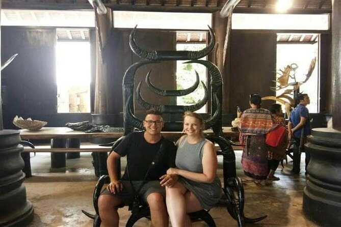 Chiang Mai-Chiang Rai: White Temple-Blue Temple-Lalita Cafe - What We Love & What to Consider