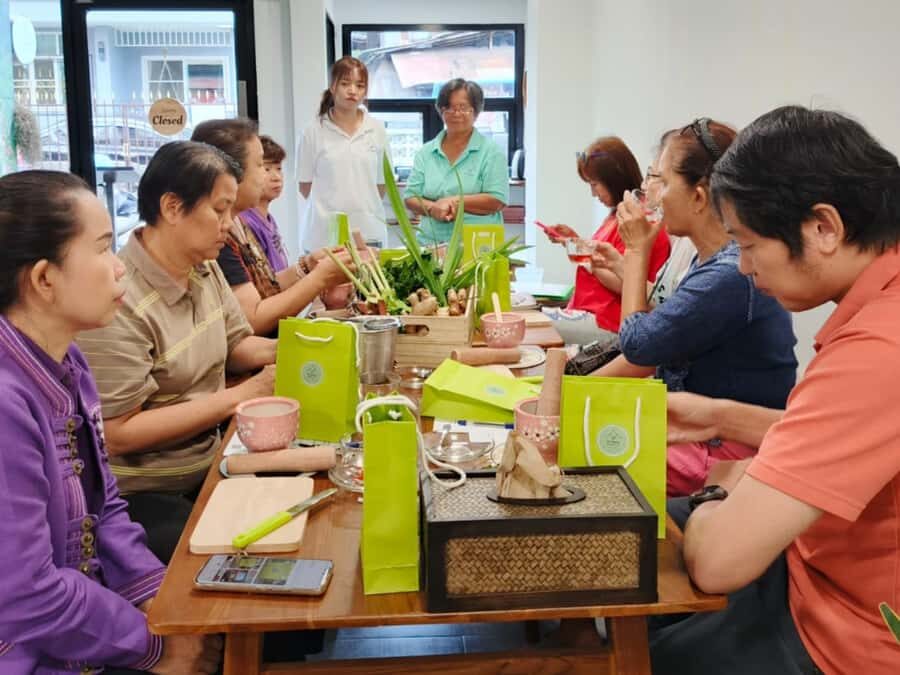 Chiang Mai: Herbal Tea Blending Workshop with 2 Recipes - Who Will Love This Experience?