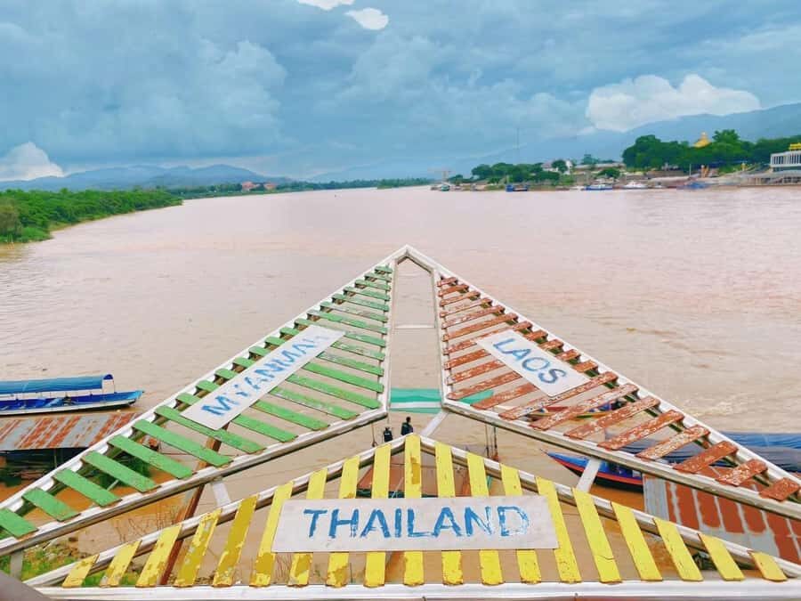 Chiang Mai: Red Temple Golden Triangle Boat Trip Free Lunch - Practical Tips to Make the Most of Your Day
