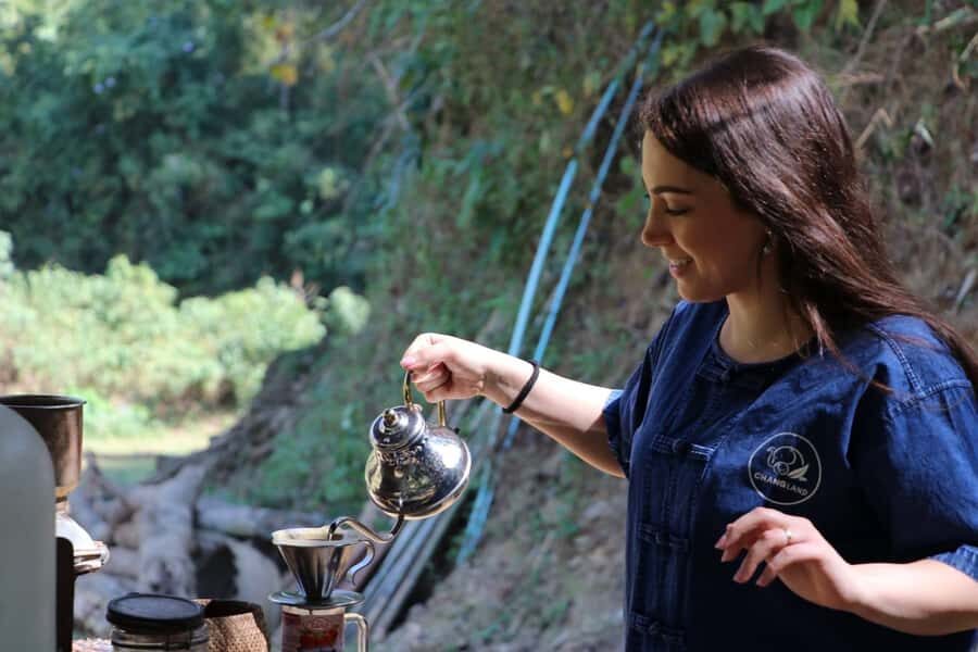 Chiangmai: Highlights Full-Day Tour with Private Driver - Exploring Chiang Mai’s Cultural Gems