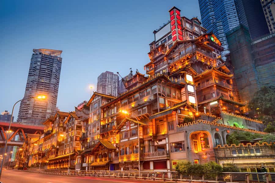 Chongqing: City Walk, Metro Train, Hidden Lanes, Hongya Cave - Practical Tips and What to Expect