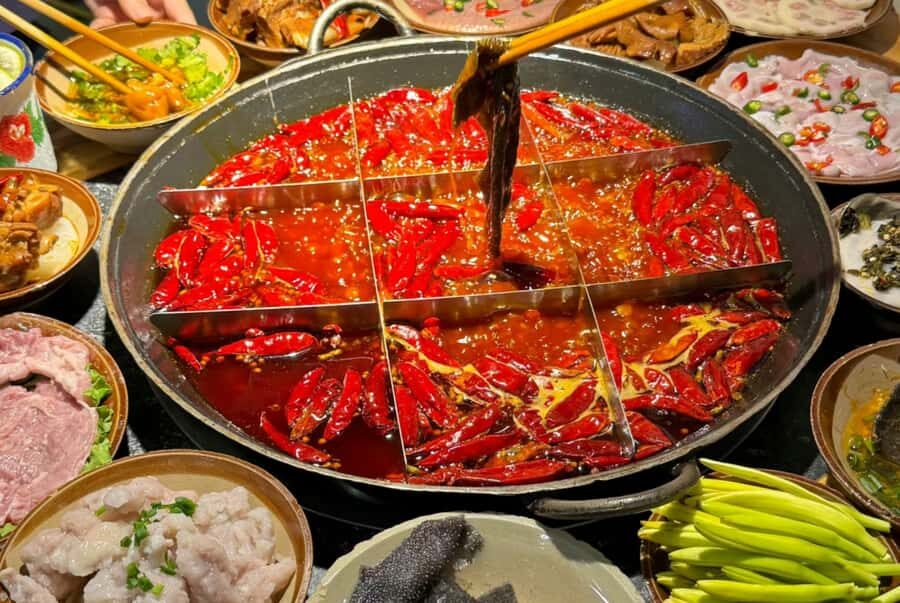 Chongqing: Guided Food and City Exploration Tour - What to Expect from This Tour