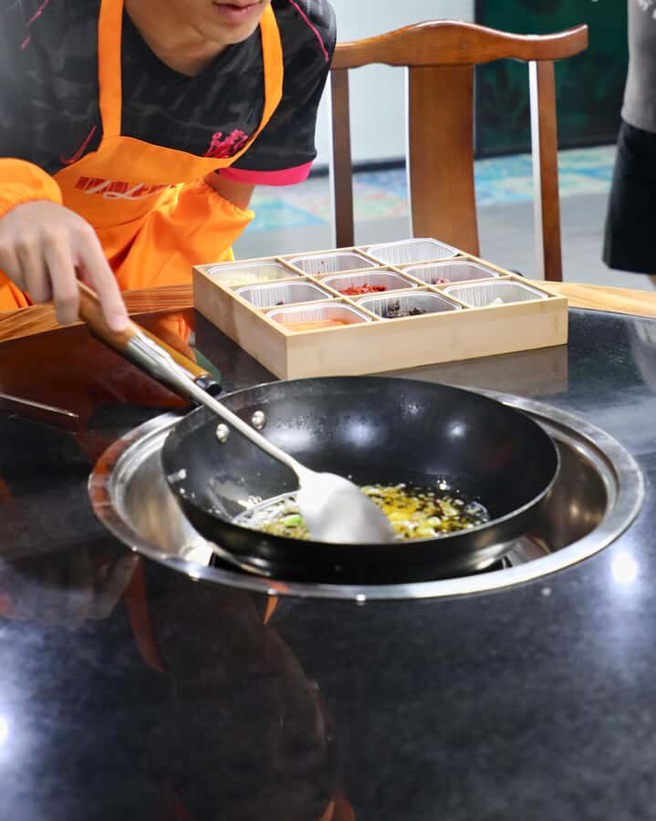 Chongqing Hotpot Tour: Hotpot Museum, Workshop, and Tasting - An In-Depth Look at the Chongqing Hotpot Tour