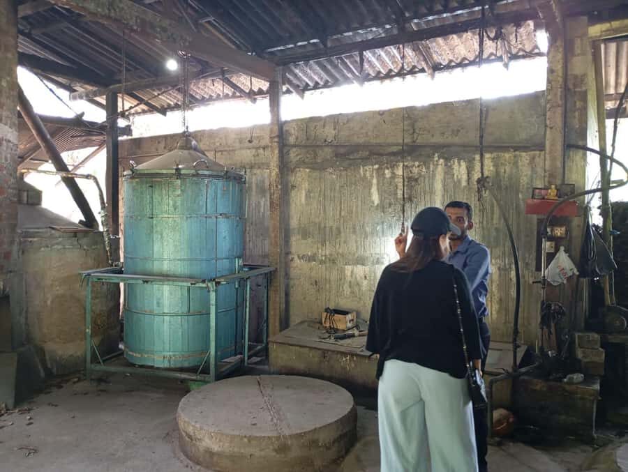 Cinnamon Oil Extraction Tour in Galle - A Deep Dive into the Cinnamon Oil Extraction Tour