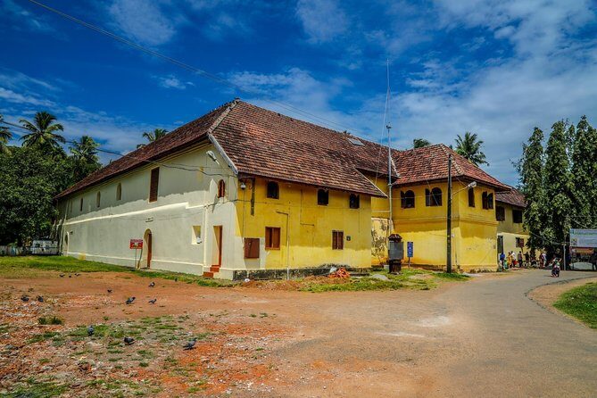 Cochin Heritage Trail: A Guided City Tour - Starting at Fort Kochi and the Chinese Fishing Nets