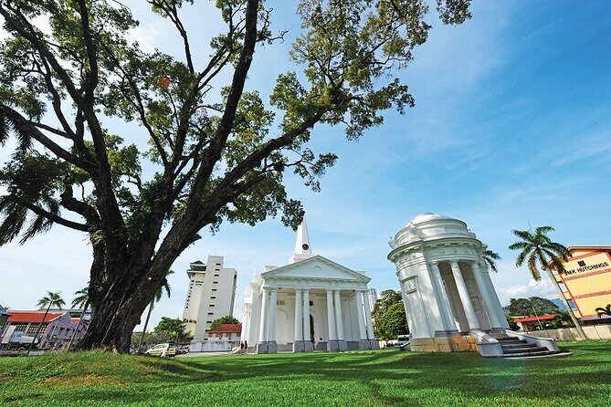 Colors of George Town Walking Tour - Step into the Past: Pinang Peranakan Mansion