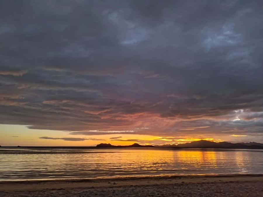 Coron: 2-Day Guided Overnight Island Stay with Meals - Practical Tips and Considerations