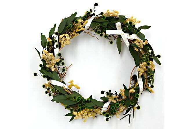 Creating natural, fresh and preserved flowers in Tokyo - The Experience You’ll Love and Not Like