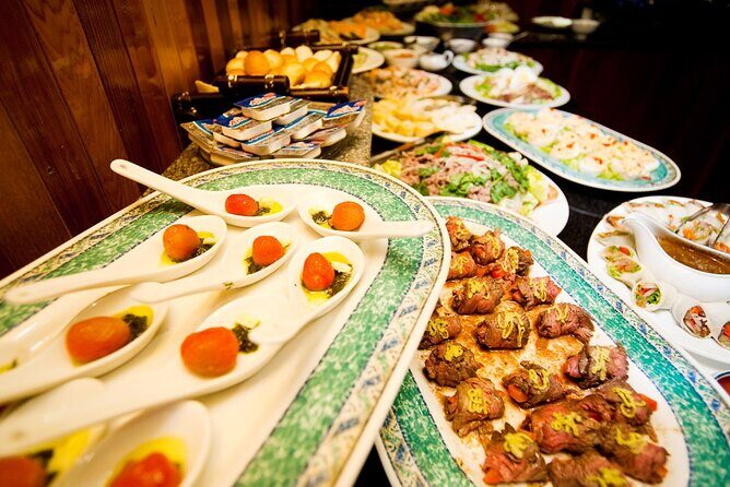 Cruise Dinner On Saigon River - FAQs