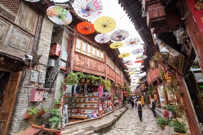Dali Yunnan Local Market Pottery Making Eco Tour