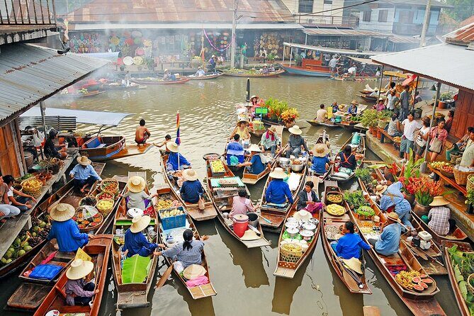 Damnoen Saduak Floating Market & Maeklong Railway Market Day Tour - Exploring the Maeklong Railway Market