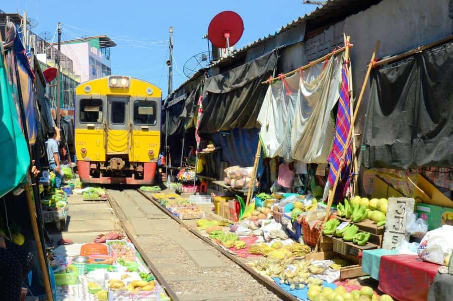 Damnoen Saduak & Maeklong Railway Market Tour (Group tour) - The Real Value of This Tour