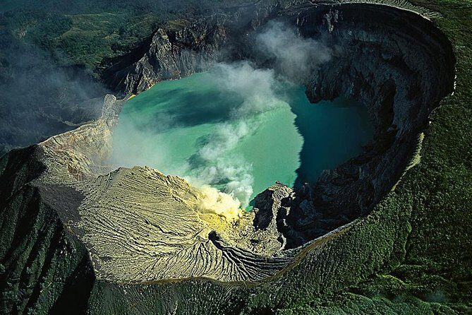 Day Tour - Ijen Blue Flame via Banyuwangi - The Experience’s Benefits and Drawbacks