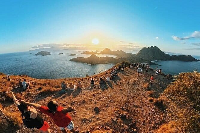 Day Trip Komodo Island With Speedboat in Labuhan Bajo - What the Tour Includes (and What It Doesn’t)