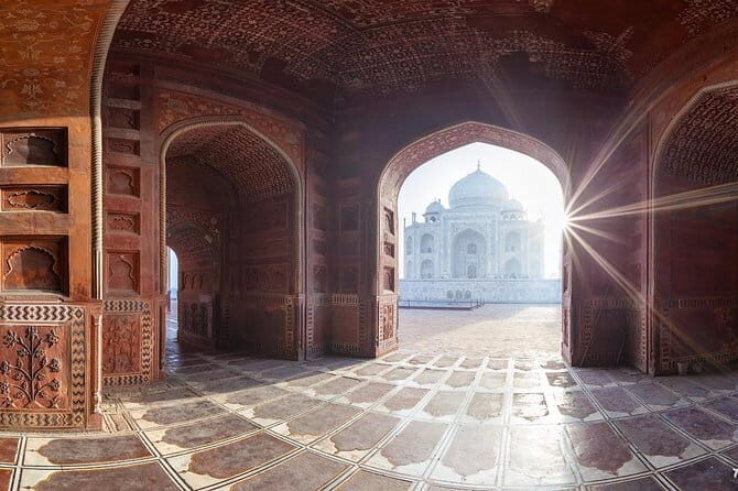 Delhi Airport to Agra Drop - Detailed Breakdown of the Experience