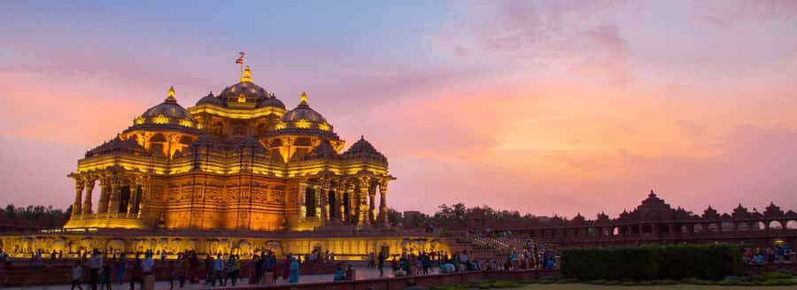 Delhi: Akshardham Temple Tour with Light & Water Show - Practical Tips and Considerations