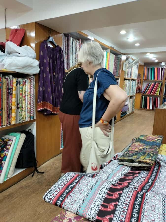 Delhi: Designer Threads & Hidden Workshops Tour - Who Is This Tour Best For?