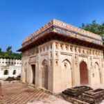 Delhi: Haunted Monuments Walking Tour - The Experience in Detail