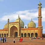 Delhi: Old & New Delhi Cultural City Tour with Guide - Deep Dive into the Itinerary