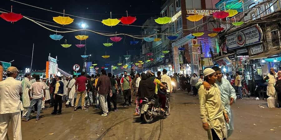 Delhi: Private Chandni Chowk, Food Tasting, & Tuk-Tuk Tour