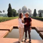 Delhi: Private Full-Day Tour of Old & New Delhi Highlights - Practical Aspects and Value