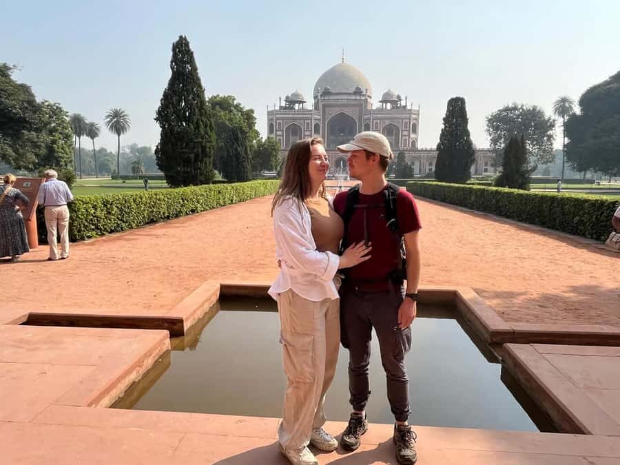 Delhi: Private Full-Day Tour of Old & New Delhi Highlights - Practical Aspects and Value