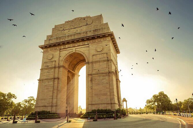 Delhi: Private Tour of Old and New Delhi with Hotel Pickup - What Makes This Tour Stand Out?