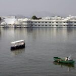 Dinner at Jag Mandir Island with Boat Ride on Lake Pichola - Udaipur - The Dinner Experience: Food, Views, and Service