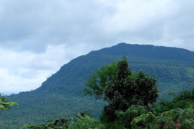 Discover Bokor National Park - Stop 3: Wat Sampov Pram