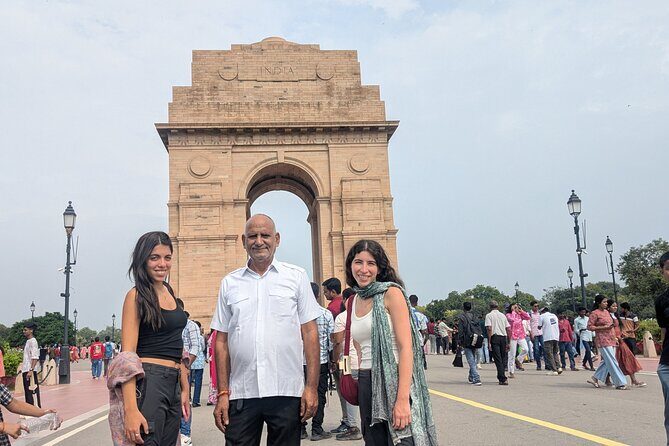 Discover Delhi in a Day: Private City Tour with Guide - Who Is This Tour Best For?