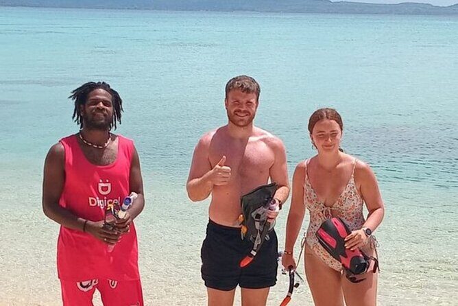 Discover Pele Island with Yumi Tours - Authentic Local Lunch