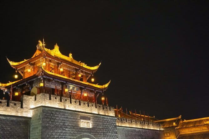 Dujiangyan Foodie Night Tour in Guanxian ancient town - Who Would Love This Tour?