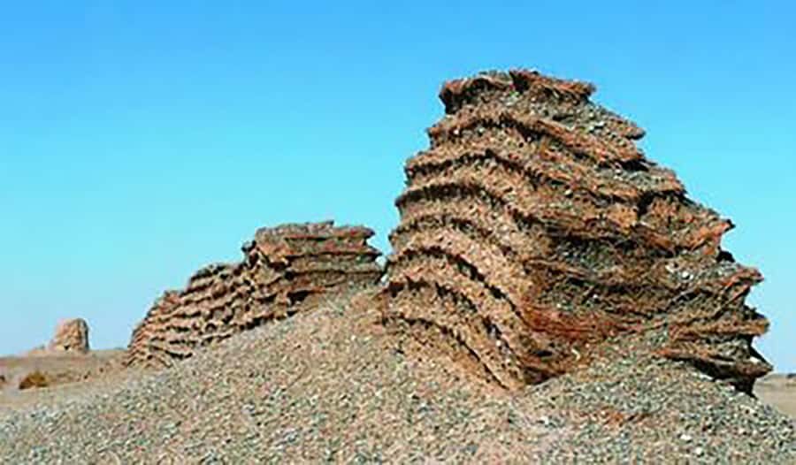 Dunhuang: Private Day Tour to Jade Gate&Han Great Wall - The Journey Begins: Seamless Pickup and Desert Scenery