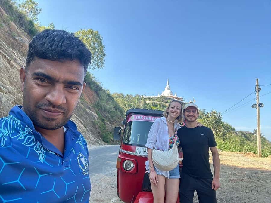 Ella: One Day Scenic Highlights Tuk-Tuk Tour - Detailed Breakdown of the Itinerary