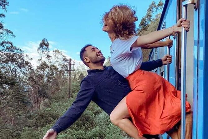 Ella to Nanu Oya train ride on (Train No: 1006 "Podi Menike") - What to Expect During the Journey