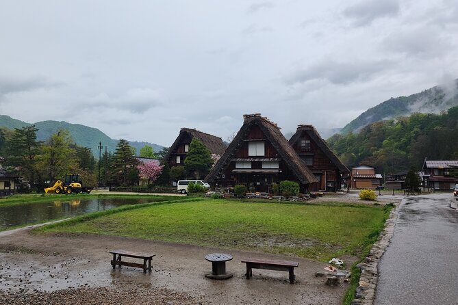 ENGLISH SPEAKING GUIDE - Private Half-Day Tour to Shirakawago - Who Is This Tour Best For?