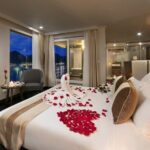 Era Cruise 2-day Explore Halong Bay and Lan Ha Bay from Hanoi - What Makes This Tour Stand Out?