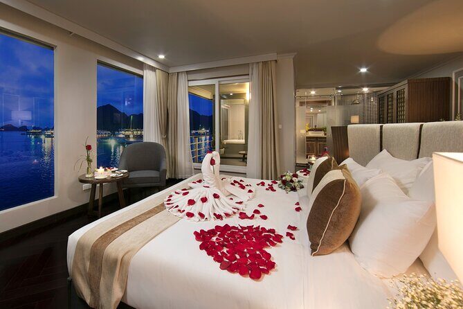 Era Cruise 2-day Explore Halong Bay and Lan Ha Bay from Hanoi - What Makes This Tour Stand Out?