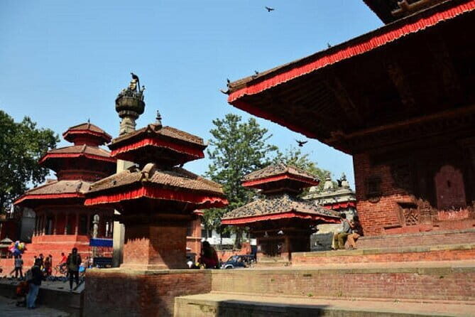 Essence of Nepal 7 Day Tour Kathmandu Bandipur and Pokhara Hike - Scenic Drive to Pokhara and the Charm of Lakeside