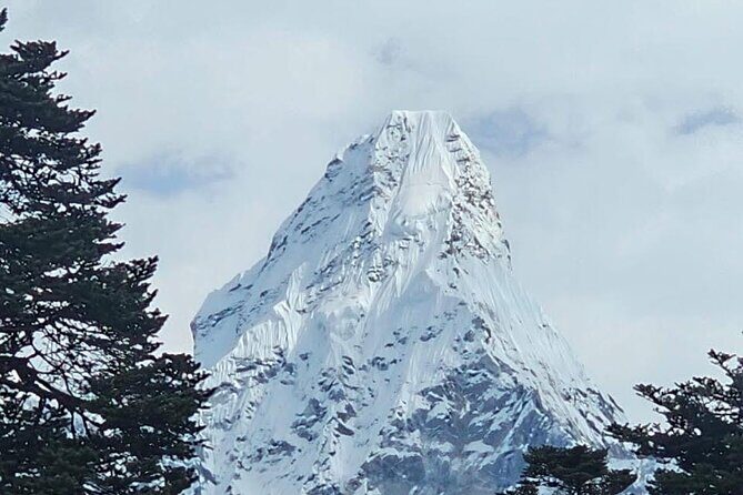 Everest Base Camp Helicopter Tour with Everest View Hotel Landing - Who Should Consider This Tour?