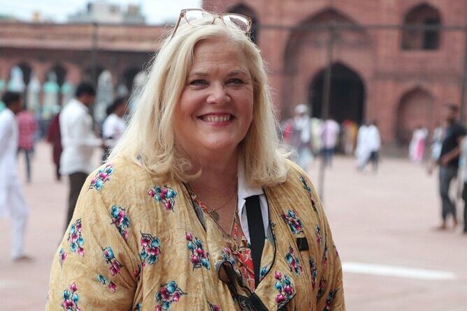 Ex-Delhi: Highlights of Delhi - Private Guided Tour by Car - What Does the Tour Offer in Terms of Value?
