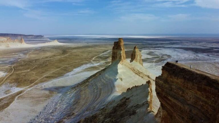 Expedition through the wastelands and oases of Mangystau - Discovering Ancient and Sacred Sites