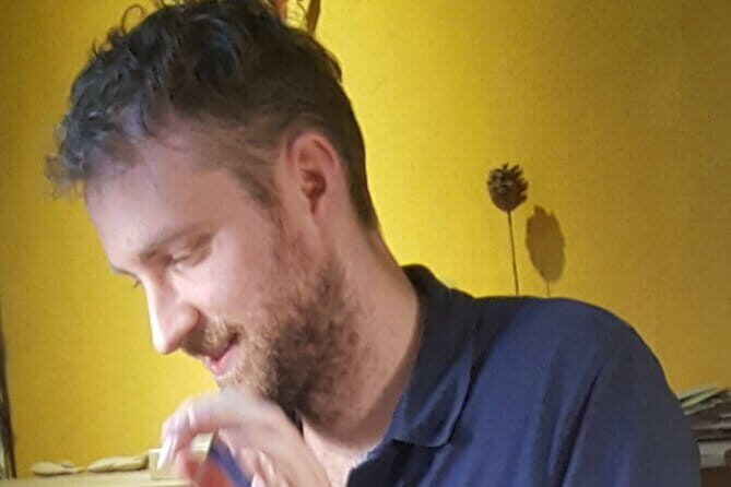 Experience Handmade Leather Crafts Workshop Starter Course Hoi An - Included and Not Included