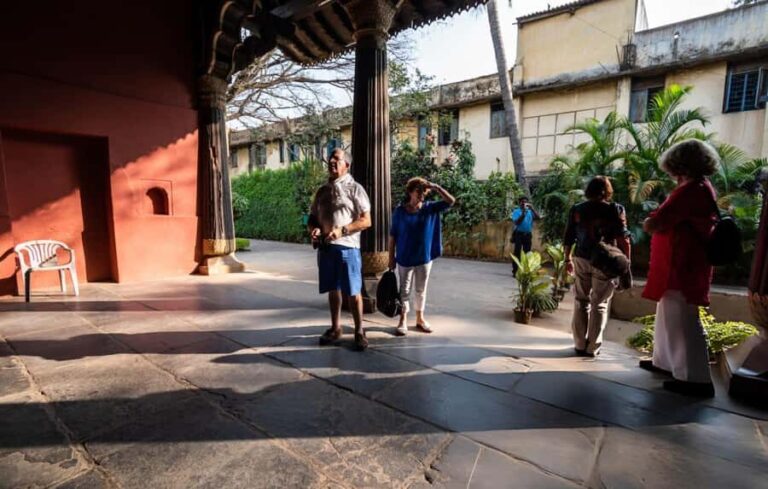 Experience the Best of Bangalore: Guided Full Day Tour - Transportation, Timing, and Group Size