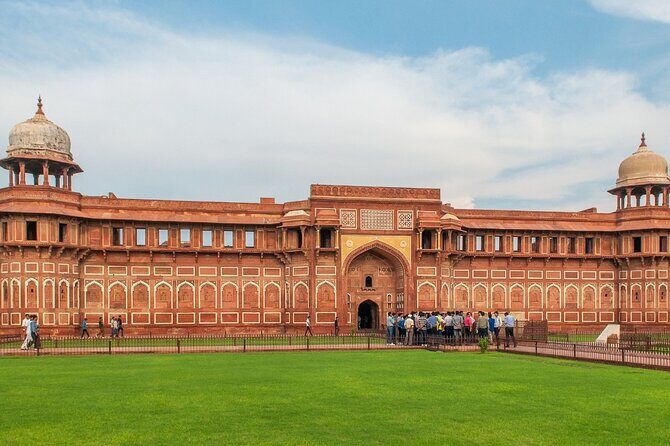 Explore Agra from Delhi by Car - The Experience in Detail