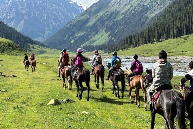 Explore Ala-Archa National Park on Horseback - An In-Depth Look at the Experience