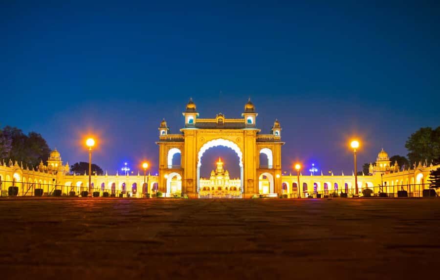 Explore Bangalore in Nightlights: Guided Tour by Foot - Practical Details and Tips