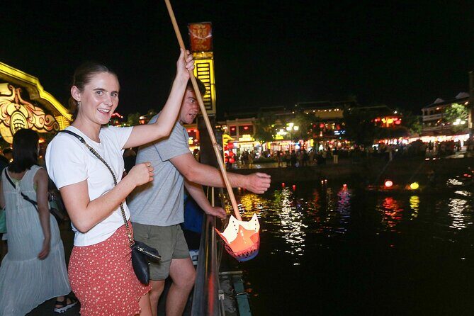 Explore Hoi An Town : Boat Trip, Lantern Floating,Night Market - Who Will Love This Tour?