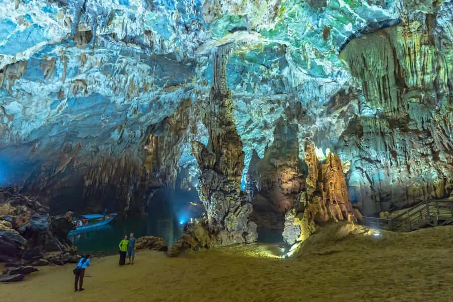 Explore Paradise Cave & Phong Nha Cave 1 day - Who Will Love This Tour?