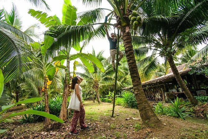 Floating Market & Railway Market near Bangkok - The Experience from a Traveler’s View